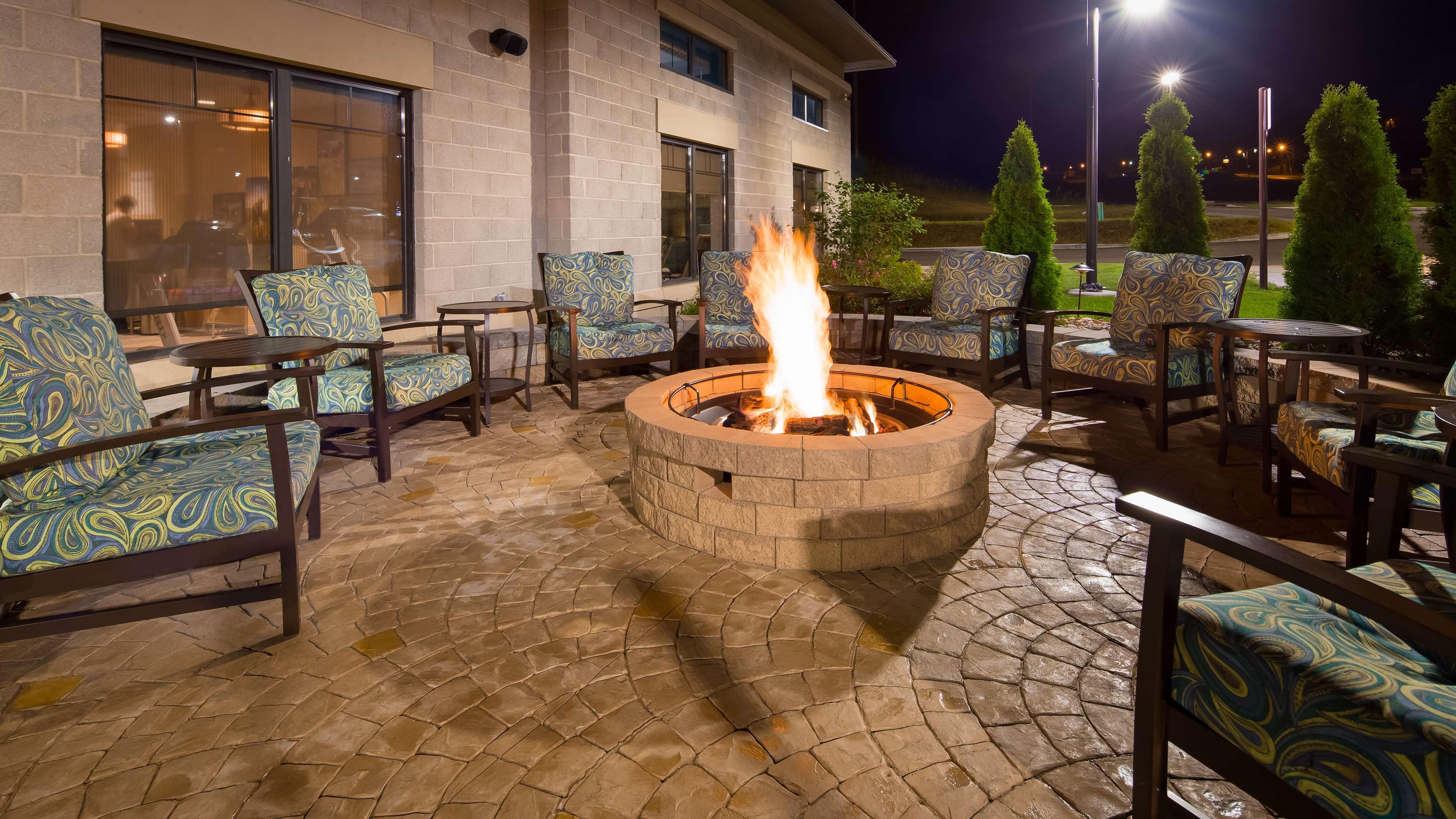 Best Western Plus Franciscan Square Inn & Suites Steubenville Zewnętrze zdjęcie