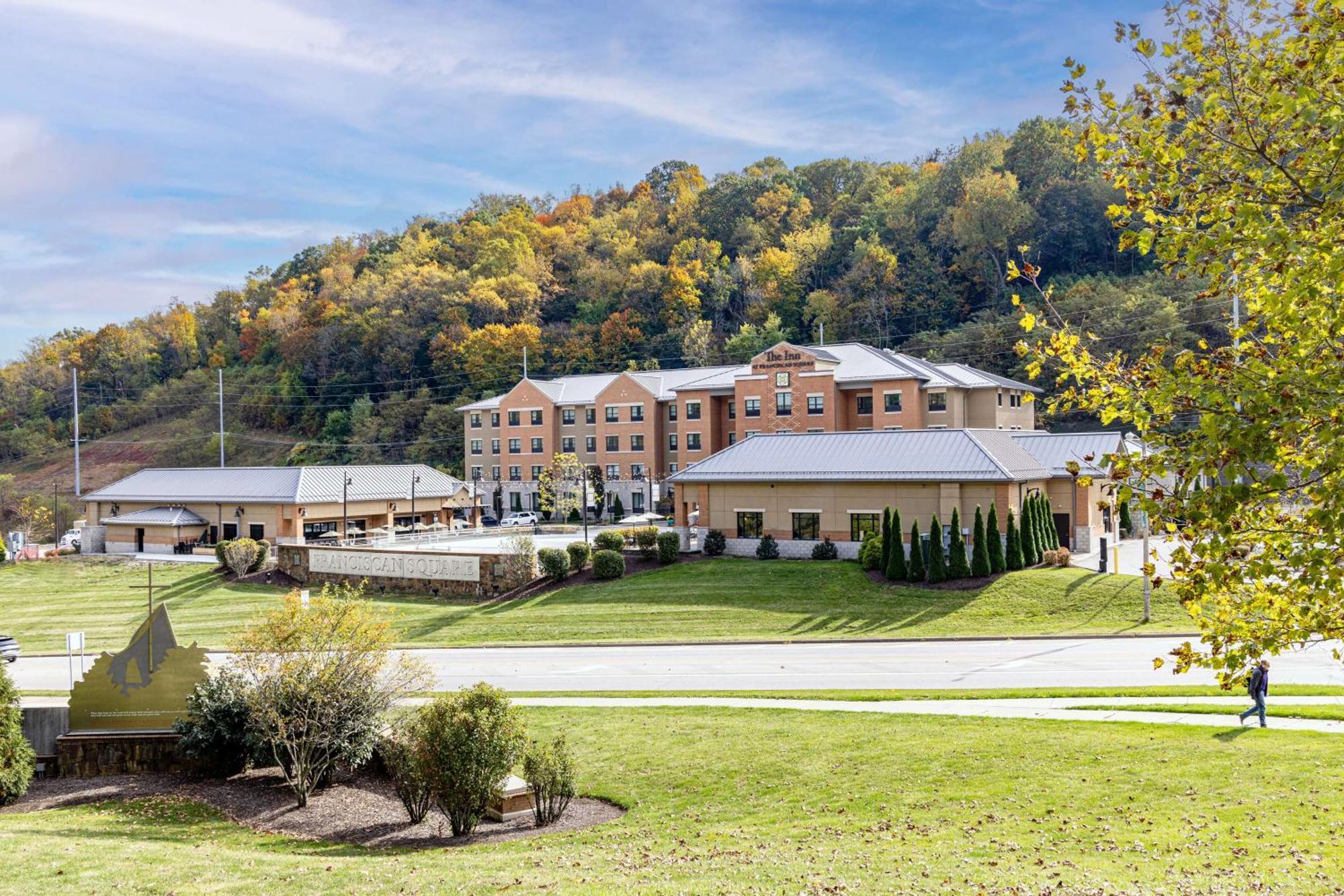 Best Western Plus Franciscan Square Inn & Suites Steubenville Zewnętrze zdjęcie