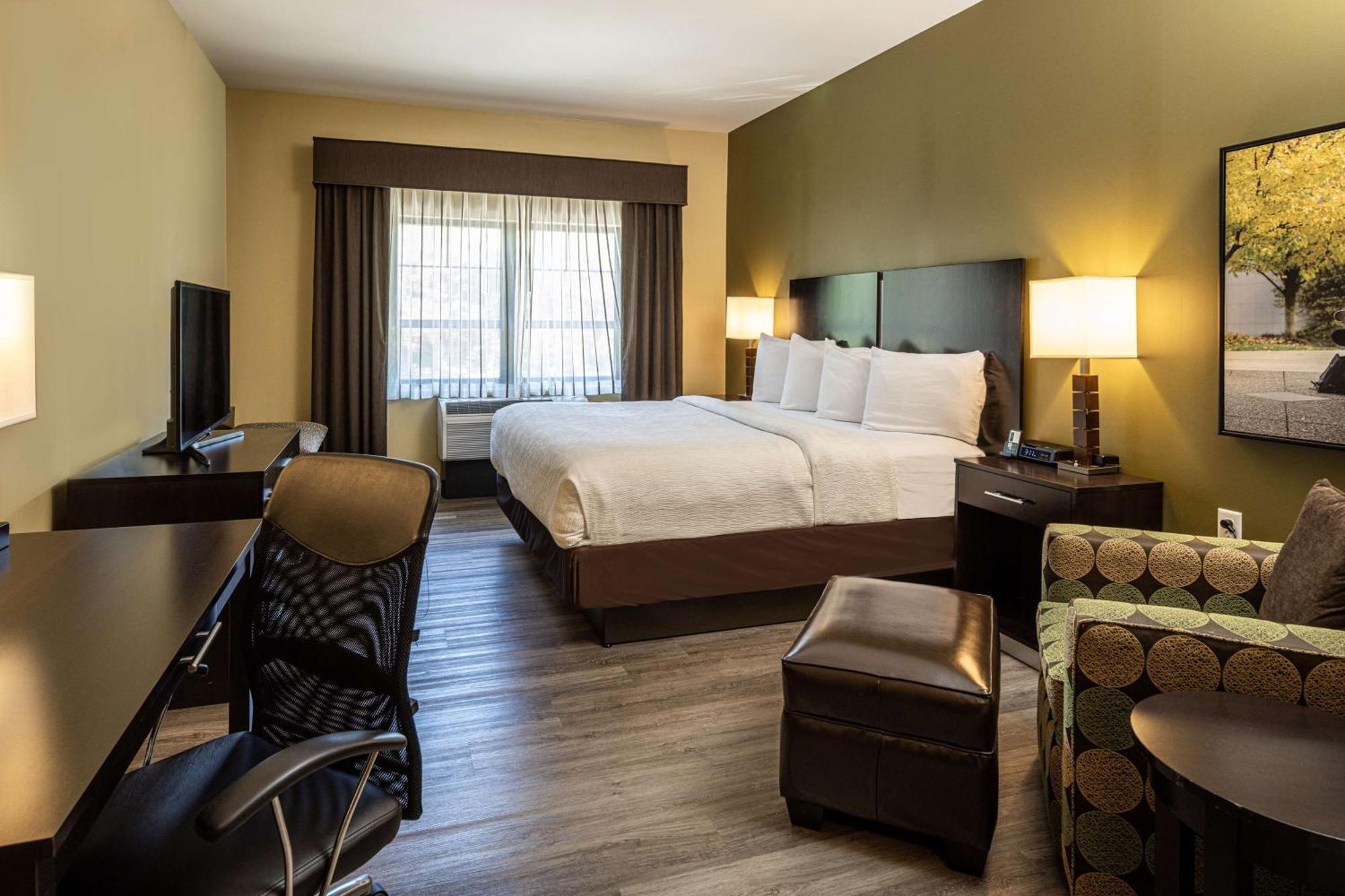 Best Western Plus Franciscan Square Inn & Suites Steubenville Zewnętrze zdjęcie
