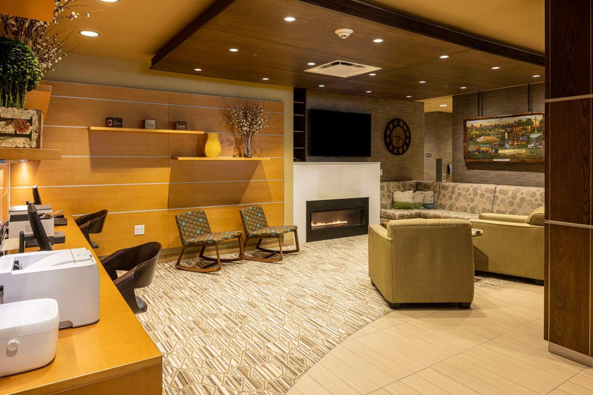 Best Western Plus Franciscan Square Inn & Suites Steubenville Zewnętrze zdjęcie