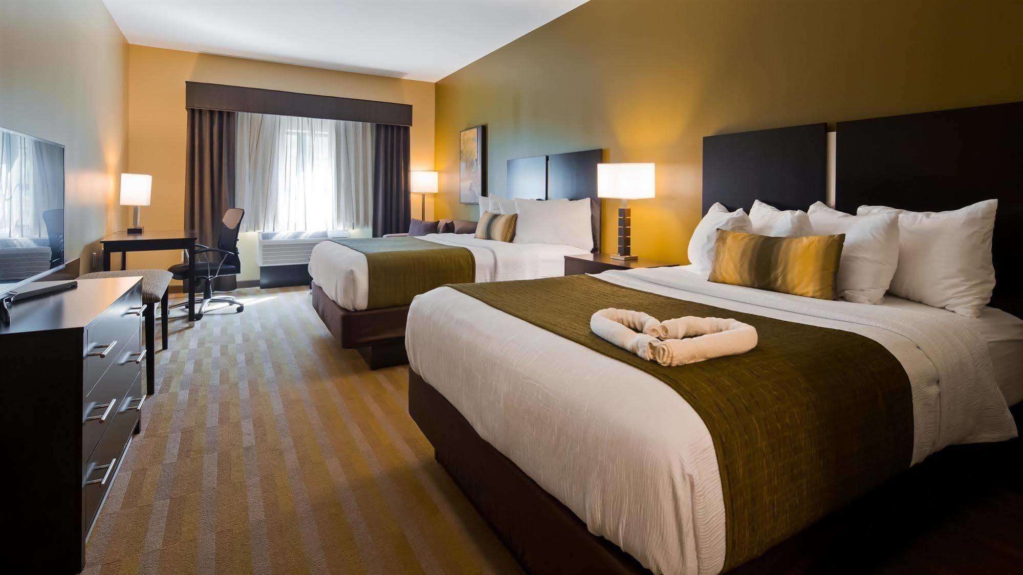 Best Western Plus Franciscan Square Inn & Suites Steubenville Zewnętrze zdjęcie
